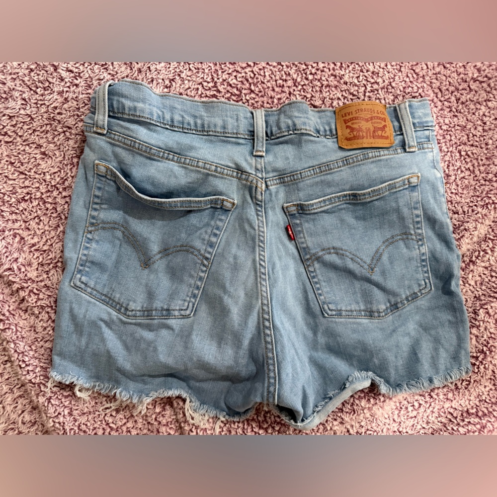 Women's Light Blue Jean Shorts Levi’s high rise